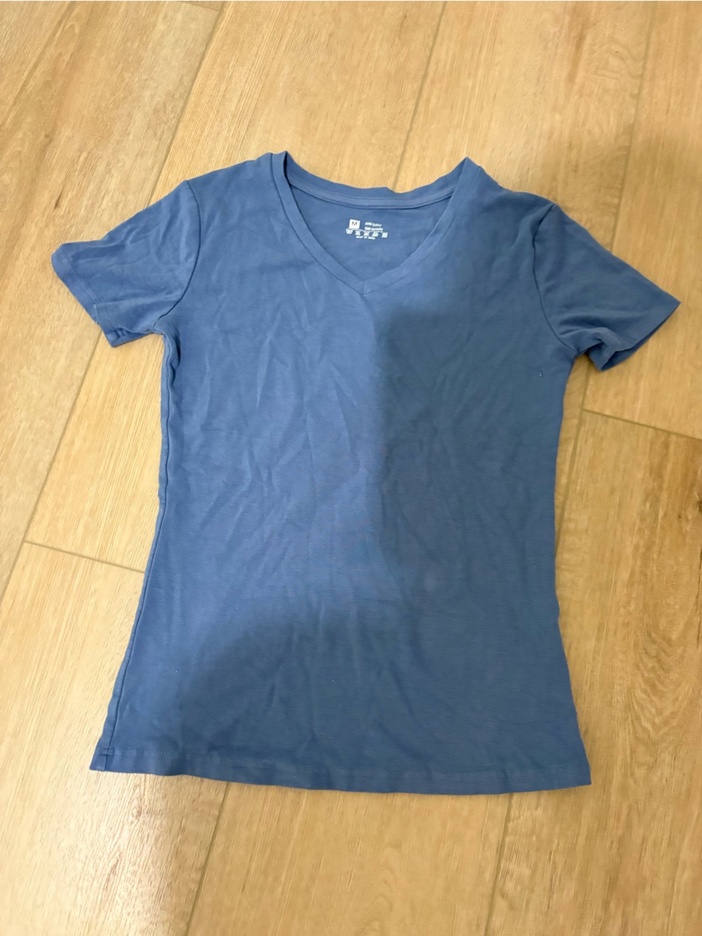 Women's V-Neck Short Sleeve Tee - Blue